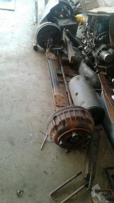 ขาย คานหน้าและเฟืองท้าย 5 น้อตของNPR