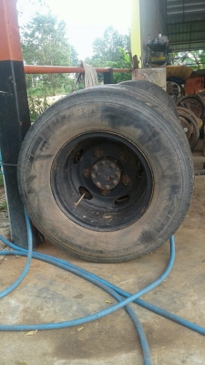 ขาย คานหน้าและเฟืองท้าย 5 น้อตของNPR