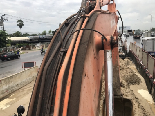 ขายรถขุดฮิตาชิ ZX-1...เล่มทะเบียนพร้อม รถสภาพดีใช้ได้