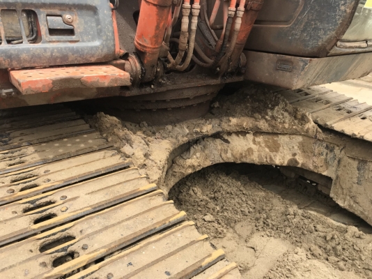 ขายรถขุดฮิตาชิ ZX-1...เล่มทะเบียนพร้อม รถสภาพดีใช้ได้