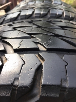 ยาง All Bridgestone 265 65 17 ปี17 ดอกเต็ม ไม่มีปะ ใช้ยาว ราคาไม่แพง