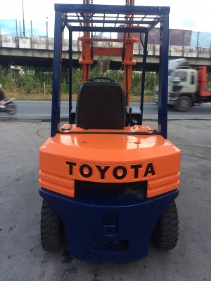 อาร์ ซี เอช โฟรคลิฟท์ ขาย โตโยต้า รุ่น 5 ดีเซล 2.5 ตัน