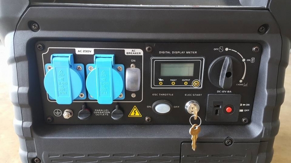 เครื่องปั่นไฟ ขนาด 3.3kw อินเวอสเตอร์ INVERTER เครื่องปั่นไฟ ขนาด 3.3kw อินเวอสเตอร์ INVERTER