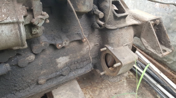 ขาย เครื่องยนต์ HINO 6 สูบ DS70 150 แรงม้า มีปั้มลม ขายตามสภาพไม่มีใบคุมเครื่อง