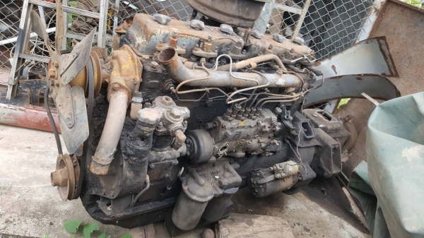 ขาย เครื่องยนต์ HINO 6 สูบ DS70 150 แรงม้า มีปั้มลม ขายตามสภาพไม่มีใบคุมเครื่อง ขาย เครื่องยนต์ HINO 6 สูบ DS70 150 แรงม้า มีปั้มลม ขายตามสภาพไม่มีใบคุมเครื่อง