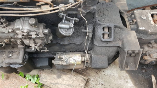 ขาย เครื่องยนต์ HINO 6 สูบ DS70 150 แรงม้า มีปั้มลม ขายตามสภาพไม่มีใบคุมเครื่อง