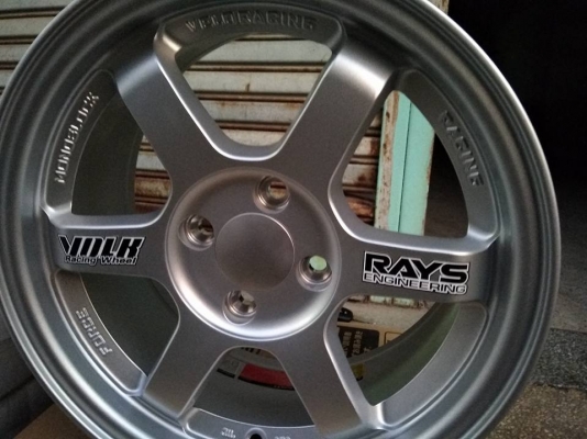 แม็กใหม่ขอบ 15 ราคา 6900 พร้อมยางไทยปี18 ราคา 11700 บาท