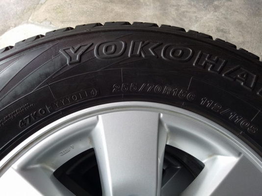 ยาง255/70/15ปี1014 โยโก=3 บริสโตน=1 ยกชุด4เส้น1500บ.ดอกยางมีตามรูป โทร0879050181ส่งได้ทั่วไทย ยาง255/70/15ปี1014 โยโก=3 บริสโตน=1 ยกชุด4เส้น1500บ.ดอกยางมีตามรูป โทร0879050181ส่งได้ทั่วไทย