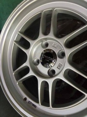 แม็กใหม่ ขอบ 15 กว้าง 7 ราคา 7500 พร้อมยางไทย 11700 บาท พร้อมติดตั้ง