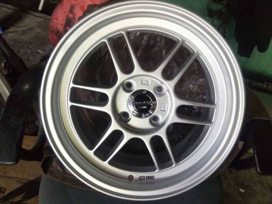 แม็กใหม่ ขอบ 15 กว้าง 7 ราคา 7500 พร้อมยางไทย 11700 บาท พร้อมติดตั้ง