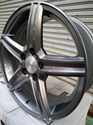 แม็กใหม่ขอบ 17 ใส่รถ 5 รู 114 ราคา 7900 พร้อมยางไทย 14900 บาท