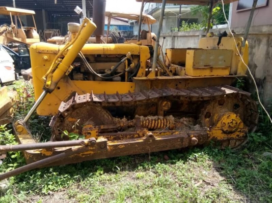 CAT D4