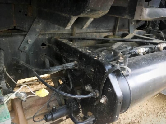 Hino mega CNG รถห้างแท้ เครื่อง 260 แรง ปี 55 แม่ลูกดัมพ์อู่พงษ์ไพบูลย์ ลูก 2 เพลา รถพร้อมใช้ราคาไม่สูงค่ะ