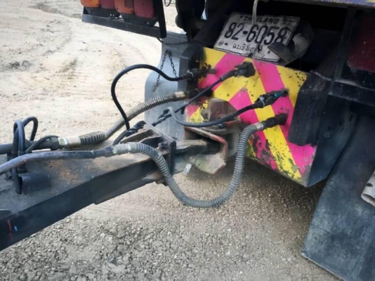 Hino mega CNG รถห้างแท้ เครื่อง 260 แรง ปี 55 แม่ลูกดัมพ์อู่พงษ์ไพบูลย์ ลูก 2 เพลา รถพร้อมใช้ราคาไม่สูงค่ะ