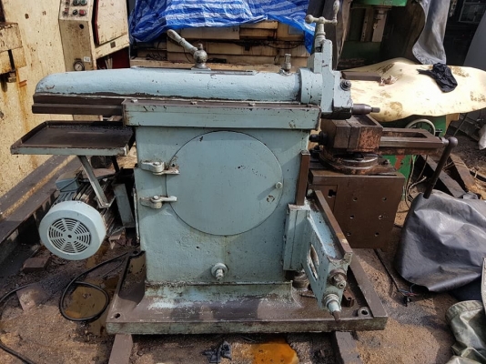 ขายแท่นไส18นิ้วเกียร์บ็อกพร้อมใช้งานราคาเบาๆๆครับ ขายแท่นไส18นิ้วเกียร์บ็อกพร้อมใช้งานราคาเบาๆๆครับ