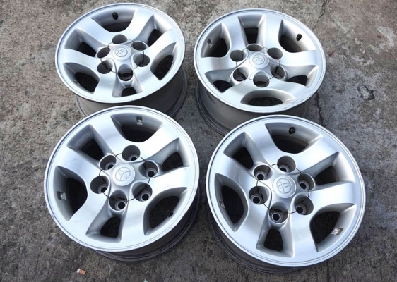 ขายล้อ TOYOTA Tiger D4D 15