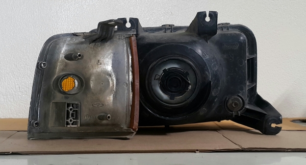 โคมไฟหน้าพร้อมเสื้อไฟเลี้ยว ข้างซ้าย ของ อีซุซุ มังกร