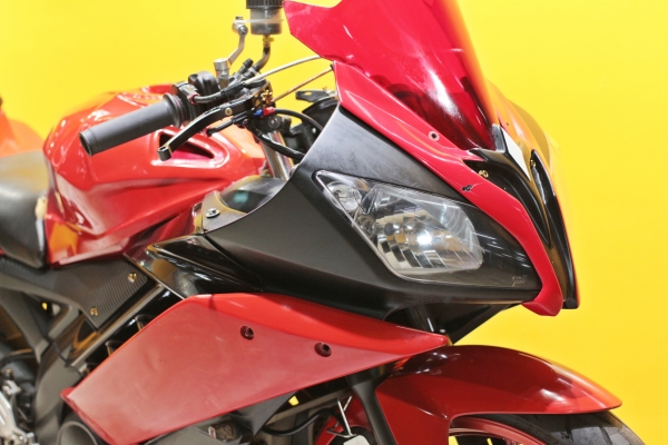 R15 ปี2015 เเต่งเต็มคัน 39,000บ.(ขายเงินสดเท่านั้น)