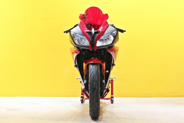 R15 ปี2015 เเต่งเต็มคัน 39,000บ.(ขายเงินสดเท่านั้น)