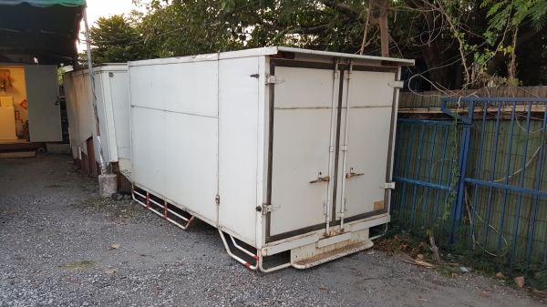 ตู้ 3.20-1.80 ฐานคัสซี80 มี2ใบให้เลือก