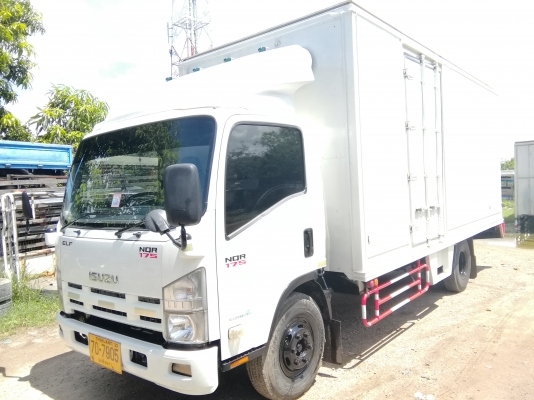 6 ล้อกลาง *EURO.3* ISUZU NQR 175 แรงม้า *คอมมอนเรว * ยาว 5.50ม.* รถสวยเดิม+สวยจริง *รถห้างแท้ * (มีเ