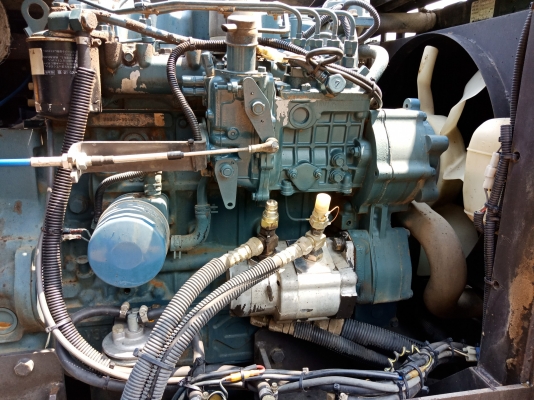 มาใหม่ พร้อมใช้ รถปูยาง 3เมตร HANTA F31W2 นำเข้าจากญี่ปุ่น โทร.090-986-2521 อ๊อบ