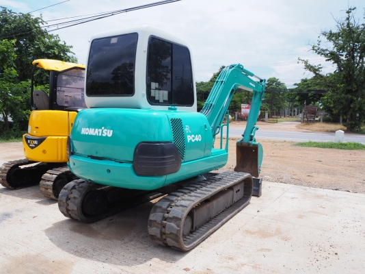 เก่าญี่ปุ่นไม่เคยใช้งานในไทยKOMATSU PC40-7E เก่าญี่ปุ่นไม่เคยใช้งานในไทยKOMATSU PC40-7E