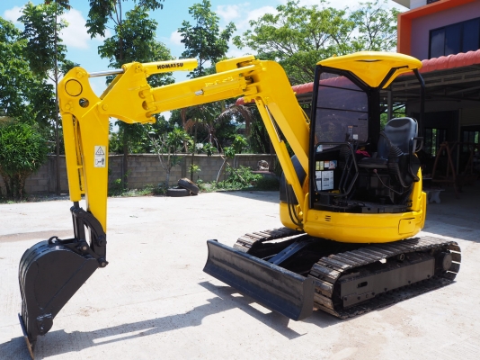 เก่าญี่ปุ่นยังไม่เคยใช้ในไทย KOMATSU PC30UU-3 ปั้มนิ้วคอนโทรลสั้น เก่าญี่ปุ่นยังไม่เคยใช้ในไทย KOMATSU PC30UU-3 ปั้มนิ้วคอนโทรลสั้น