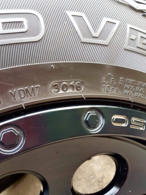 ขายยาง KUMHO MT 265/70/17 พร้อมล้อ LENSO MAX1 17x9 ออฟ 0 สวยๆ ขายยาง KUMHO MT 265/70/17 พร้อมล้อ LENSO MAX1 17x9 ออฟ 0 สวยๆ