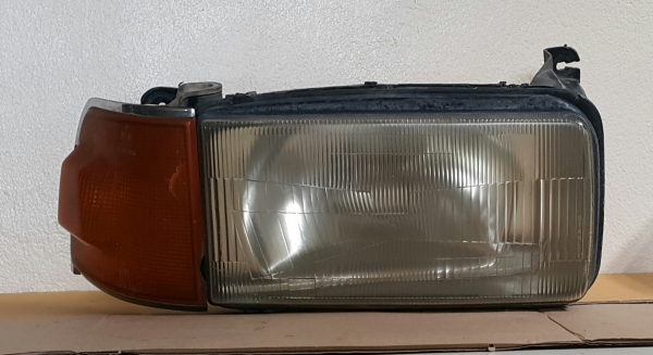 โคมไฟหน้าพร้อมเสื้อไฟเลี้ยว ข้างขวา ของ อีซุซุ มังกร