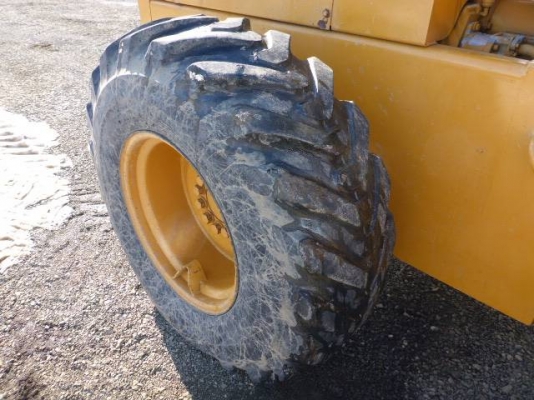 รถญี่ปุ่นเกรดA ขายถูก KOMATSU 510 กรองเดี่ยว ซีเรียลสูง นำเข้าจากญี่ปุ่น โทร.090-986-2521 อ๊อบ