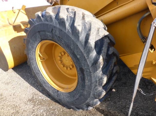 รถญี่ปุ่นเกรดA ขายถูก KOMATSU 510 กรองเดี่ยว ซีเรียลสูง นำเข้าจากญี่ปุ่น โทร.090-986-2521 อ๊อบ