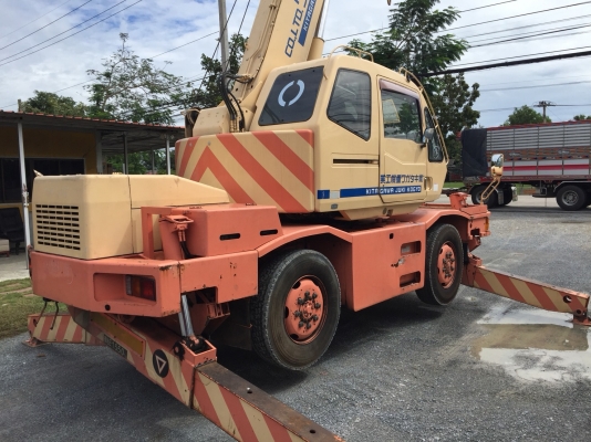 ขาย เครน 10ตัน TADANO TR100M นำเข้าจากญี่ปุ่น โทร.090-986-2521 อ๊อบ