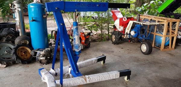 เครนยกเครื่อง 3 T ราคา 7800 บาท