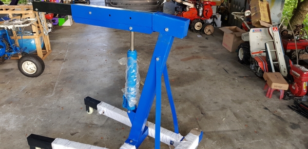 เครนยกเครื่อง 3 T ราคา 7800 บาท