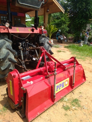 รถไถนานั่งขับยันม่าร์ TF 494 T  พร้อมอุปกรณ์ 3 ชิ้น ใบดันผานหลังและโรตารี่ พร้อมเล่มทะเบียน  2000 ชั่วโมงครับ พร้อมใช้สวยๆ ราคา 325 000 ฿.-0636359242