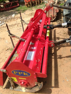 รถไถนานั่งขับยันม่าร์ TF 494 T  พร้อมอุปกรณ์ 3 ชิ้น ใบดันผานหลังและโรตารี่ พร้อมเล่มทะเบียน  2000 ชั่วโมงครับ พร้อมใช้สวยๆ ราคา 325 000 ฿.-0636359242