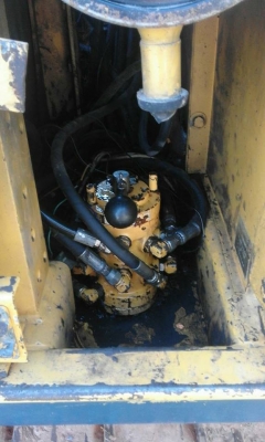 ขายรถขุดแบ็คโคKOBELCO SK120-3มาร์คทรี เล่มทะเบียนไฟฟ้าครับ โซ่ใหม่1ข้างพร้อมใช้งานบูมสวย