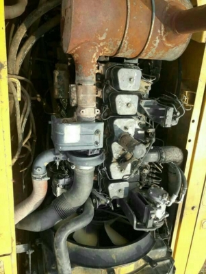 ขายรถขุดแบ็คโค KOMATSU PC200-7 เอกสารครบ ช่วงล่างดี บูมสวยทำงานหมื่น ชม.