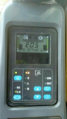 ขายรถขุดแบ็คโค KOMATSU PC200-7 เอกสารครบ ช่วงล่างดี บูมสวยทำงานหมื่น ชม.