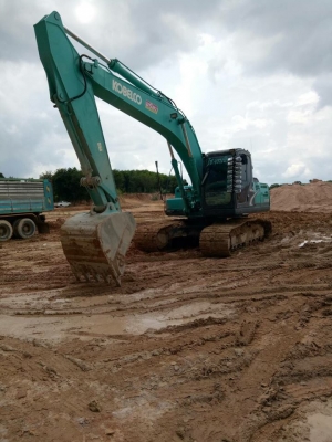 ขายรถขุดแบ็คโคKOBELCO SK200-8 SUPERทำงาน15262ชม.เอกสารอินวอยซ์