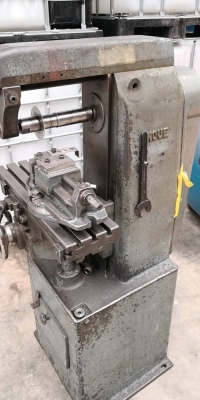 27,000 บ.โทร 083-2000058 LINE ID: line832923 HORIZONTAL MILLING เครื่องกัดแนวนอนจากญี่ปุ่นยี่ห้อ INOUE KOKI เปลี่ยนใส่ใบได้หลายรูปแบบ ให้พร้อมปากกาจับงานบนแท่น