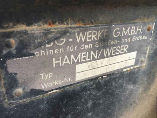 ขายรถปูยาง ABG Titan 411 ปูกว้าง 4-6 เมตร แบบแทรค ราคา 900000