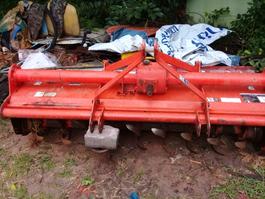 ขายรถไถ รุ่น 4708  รถออก ก.ค. ปี 54  อุปกรณ์ครบรถบ้านสภาพพร้อมใช้ราคาต่อรองได้