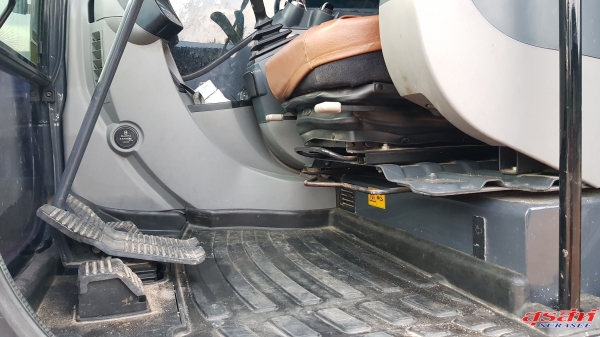 ขายรถแบคโฮ KOBELCO SK200-8 YN12 SuperX สภาพนางฟ้า เดิม ๆ สวย แน่น เต็ม ทำงานสมบูรณ์ทุกระบบ