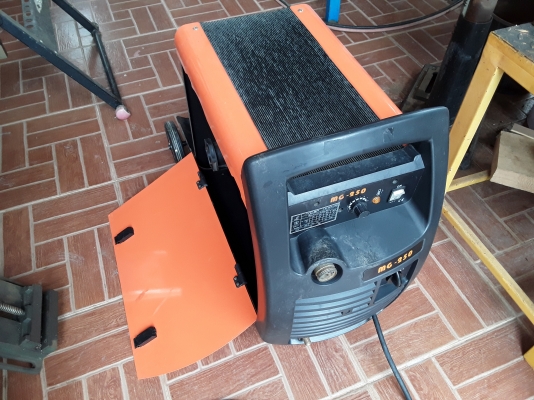 เครื่อมเชื่อม Co2 รุ่น 250