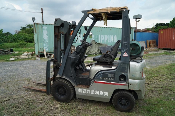 FOLKLIFT NISSAN รุ่นPL01 ขนาด 1.5 ตัน เกียร์ออโต้ ใช้งานง่าย