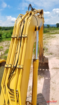 ขายรถแบคโฮ KOMATSU PC200-8 รถใช้ในสนามกอร์ฟ ซีเรียลสูง สภาพดี พร้อมใช้งาน