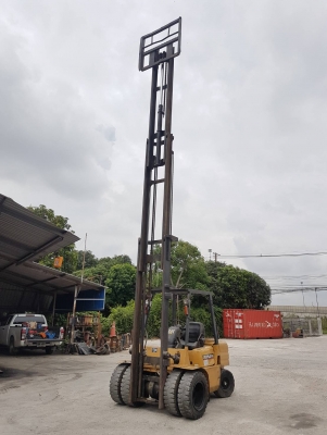 ขายด่วนรถยก 3.0 ตัน เสา 7.0 เมตร