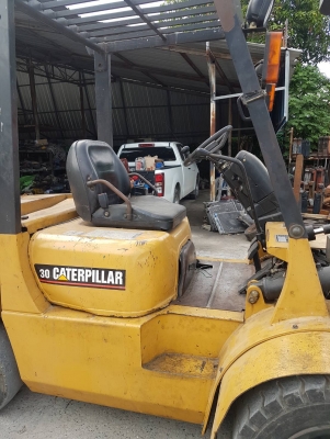 ขายด่วนรถยก 3.0 ตัน เสา 7.0 เมตร ขายด่วนรถยก 3.0 ตัน เสา 7.0 เมตร